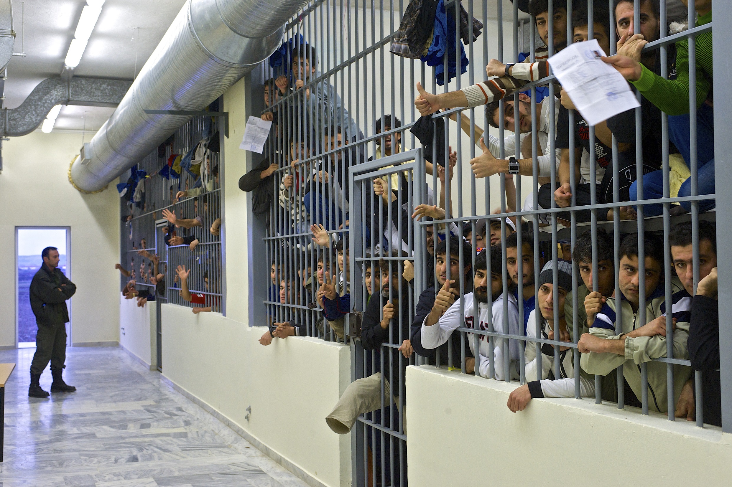 тюрьмы в греции